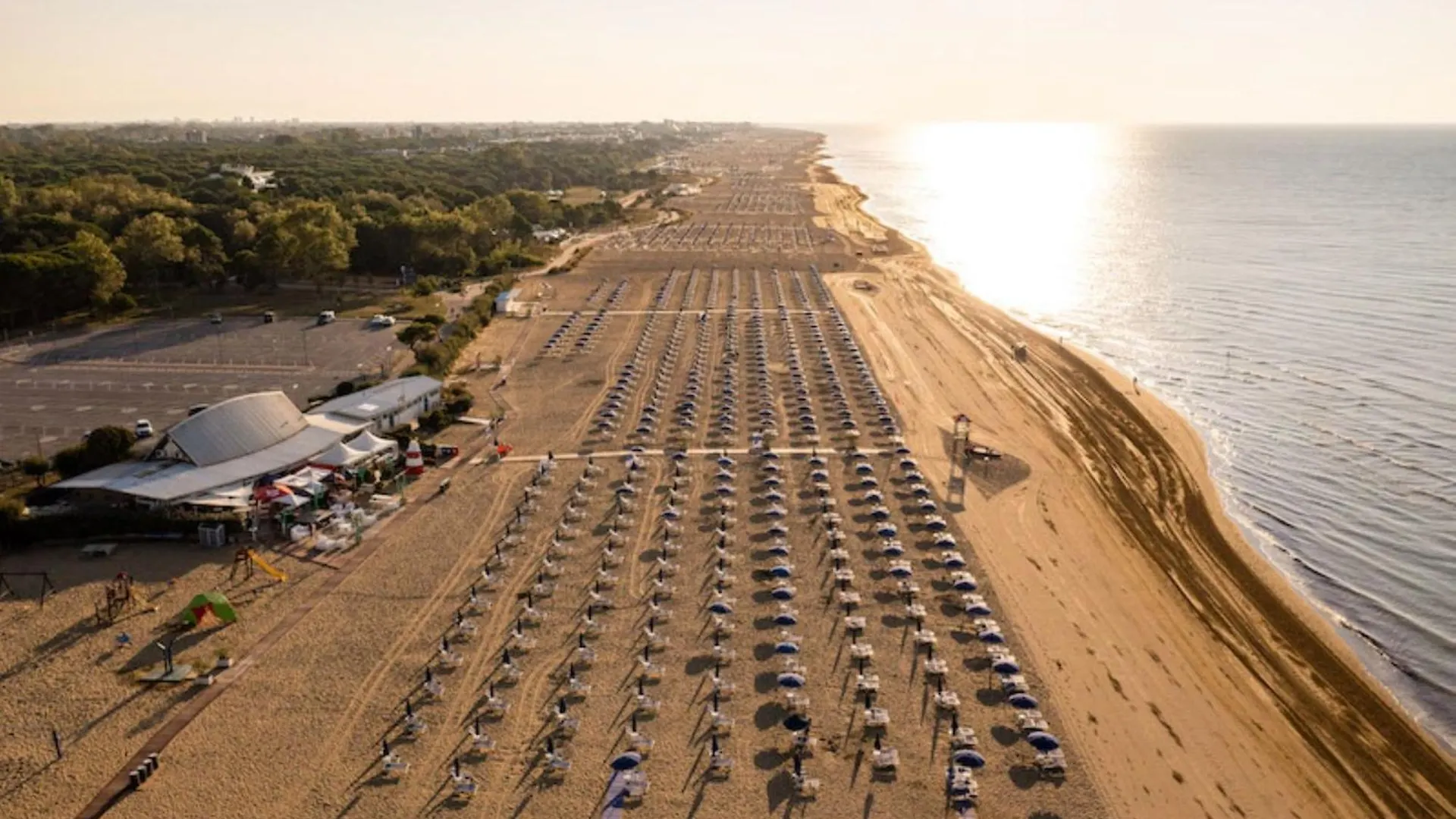 Design And Comfort In Central Bibione Italy